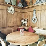 Talblick- Fruehstueckspension (adults Only) 4*