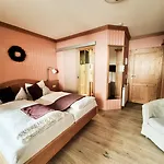 Talblick- Fruehstueckspension (adults Only) Szálloda 4*