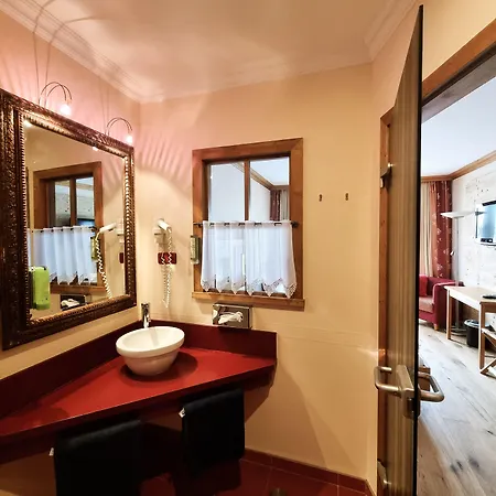 Talblick- Fruehstueckspension (adults Only) Hotel