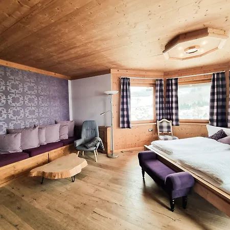 Otel Landhaus Talblick- Fruehstueckspension (Adults Only) 4*