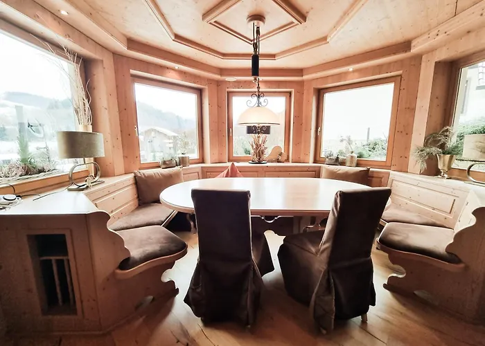 Otel Landhaus Talblick- Fruehstueckspension (Adults Only)