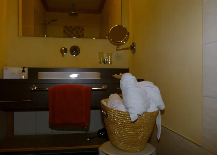 Landhaus Talblick- Fruehstueckspension (Adults Only) Otel Brotterode