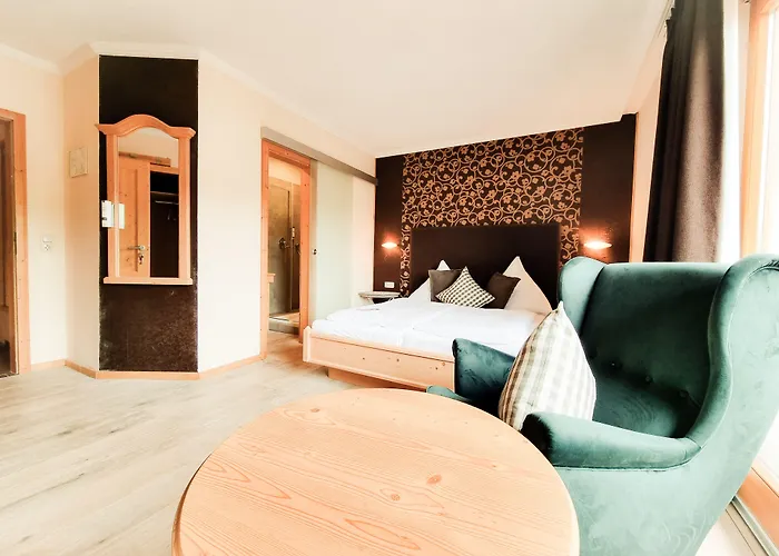 Landhaus Talblick- Fruehstueckspension (Adults Only)