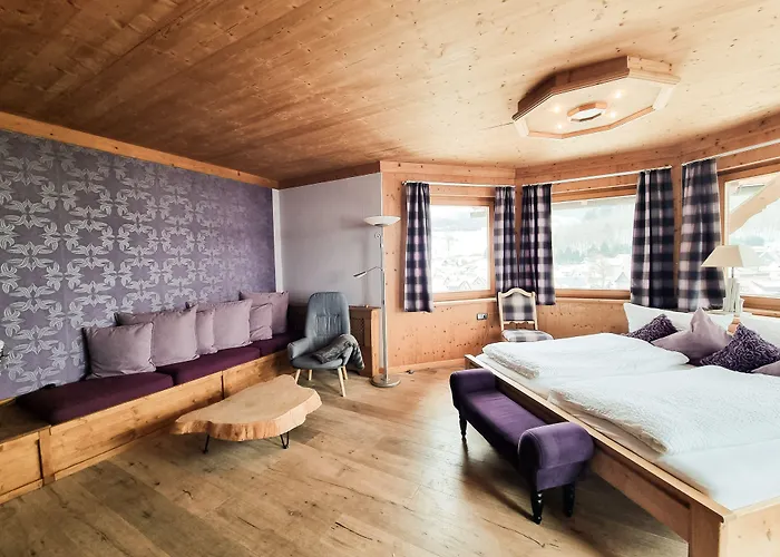 Otel Landhaus Talblick- Fruehstueckspension (Adults Only) 4*