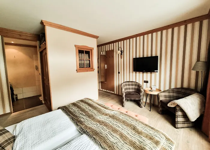 Landhaus Talblick- Fruehstueckspension (Adults Only) Brotterode